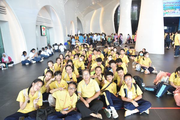โรงเรียนปรีชานุศาสน์